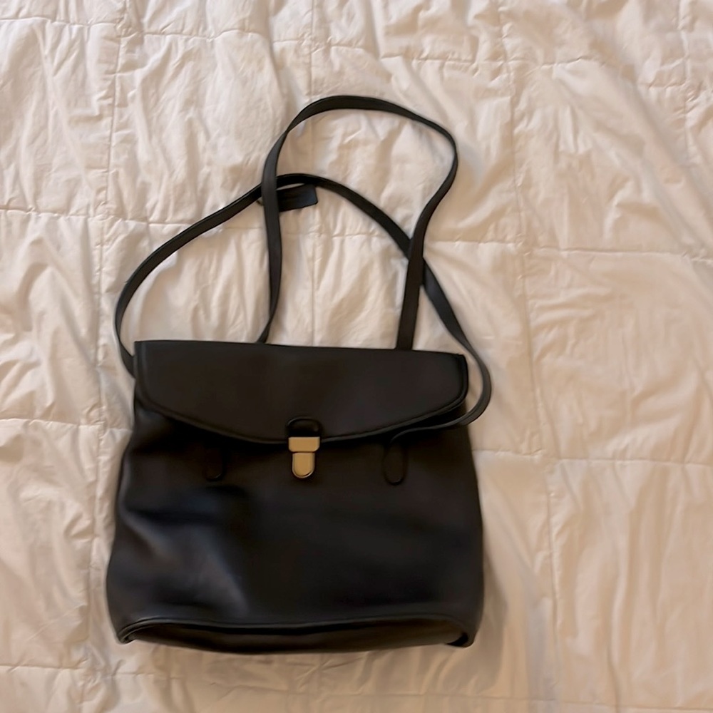 Vintage Coach dark Navy Blue tote with a flap